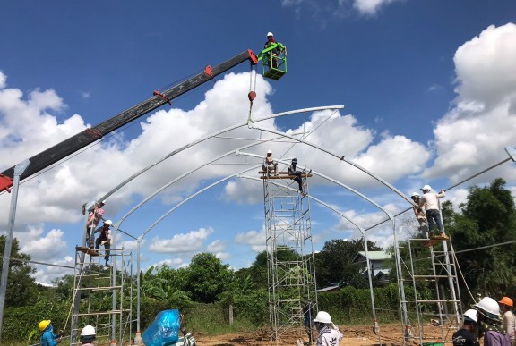 PROYEK RUMAH KACA DI BATTAMBANY CAMBODIA